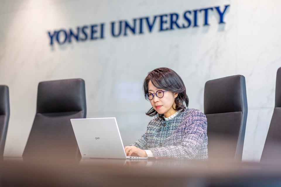 AI가 인간의 호기심과 질문 능력에 미치는 영향 – 질문하는 인간, 응답하는 기계의 시대를 살아가기 사진